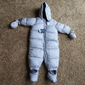 Brand new Baby Gap puffer snow suit